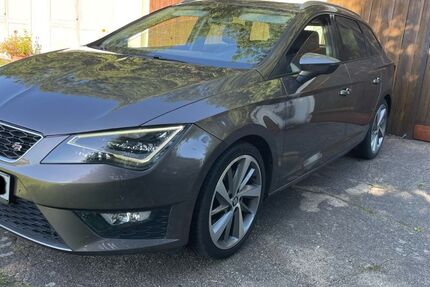 Seat Leon 92.000 km 14.999 € Calau 03205