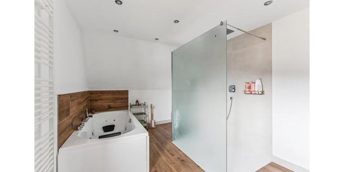 Einfamilienhaus Villingen-Schwenningen Schwenningen - 400.000&euro; | Angebot:26123926