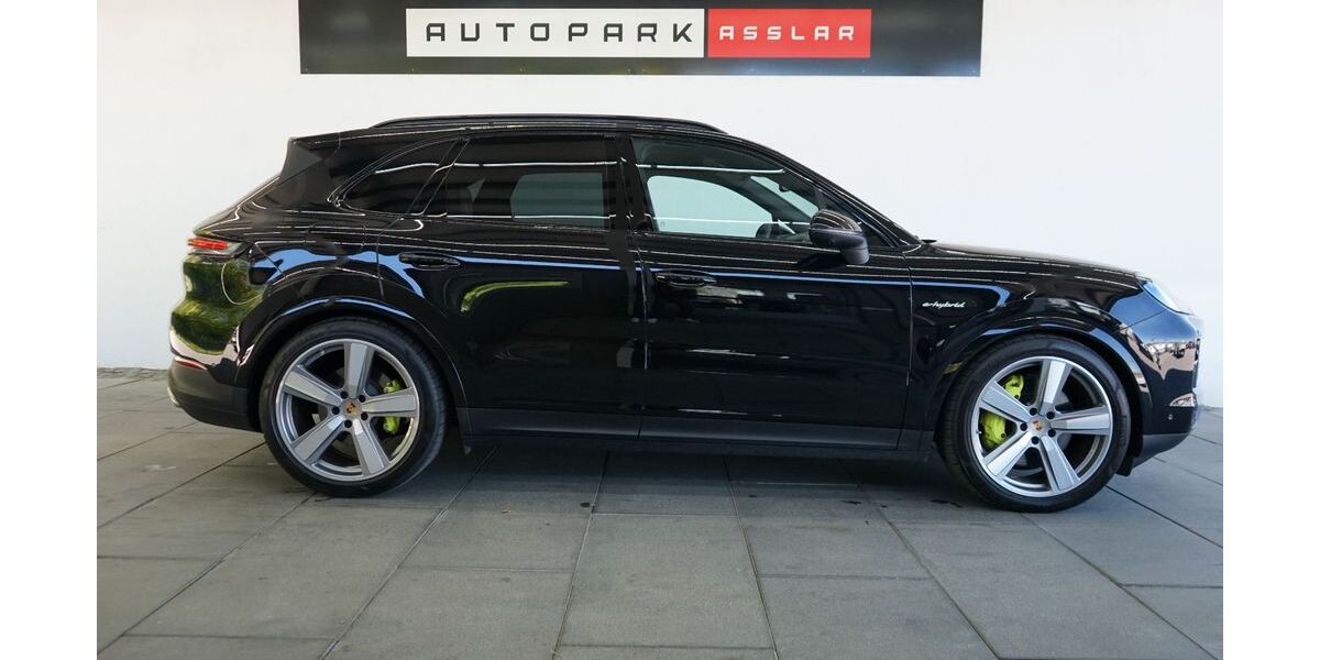 Porsche Cayenne 27.700 km 91.880 &euro; Asslar 35614