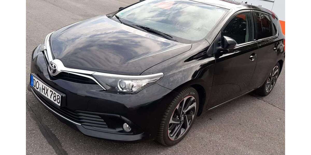 Toyota Auris 194.000 km 8.700 € Bochum 44801