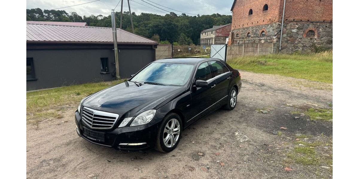 Mercedes-Benz E 250 160.000 km 9.800 &euro; Dahme/mark 15936