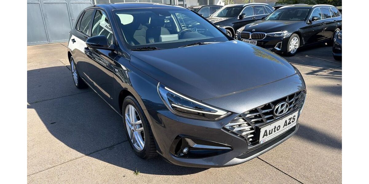 Hyundai i30 48.355 km 17.950 &euro; Schwetzingen 68723