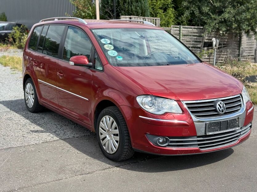 VW Touran 313.000 km 2.200 € Bengel 54538