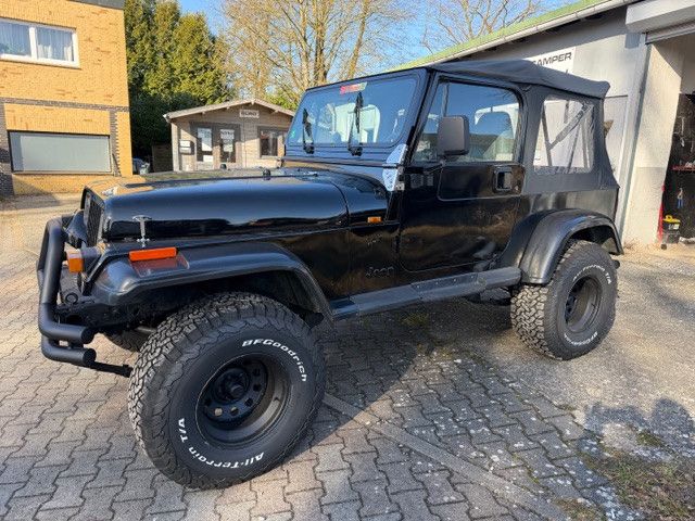 Jeep Wrangler 196.000 km 8.990 &euro; Linau 22959
