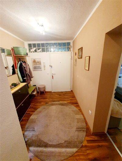 Super Aussichten mit Balkon im modernen, hellen und sicheren Kleid für die kleine Familie!!!