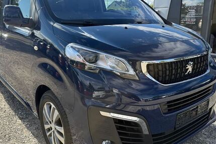 Peugeot Traveller