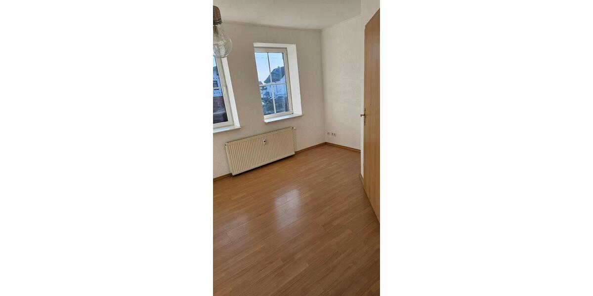 Erdgeschoßwohnung Sonneberg - 3 Zimmer, 75 m&sup2;, 560&euro; | Angebot:25414948