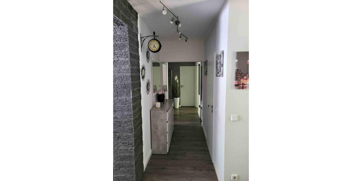 Erdgeschoßwohnung Meßstetten - 4.5 Zimmer, 84 m&sup2;, 240.000&euro; | Angebot:25408190