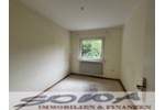 Bezugfreies Haus mit Garten und Garage in Neuburg - Ein Objekt von Ihrem Immobilienpartner SOWA Immobilien und Finanzen - Burg Neuburg an der Donau | Angebot:27225057