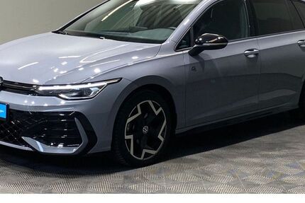 VW Golf 24.629 km 33.930 &euro; Torgau 04860