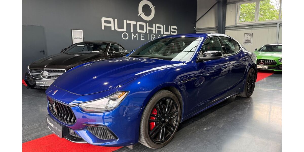 Maserati Ghibli 85.000 km 41.900 &euro; Aalen-Essingen 73457