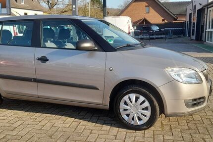 Skoda Fabia 111.665 km 3.550 &euro; Hiddenhausen 32120