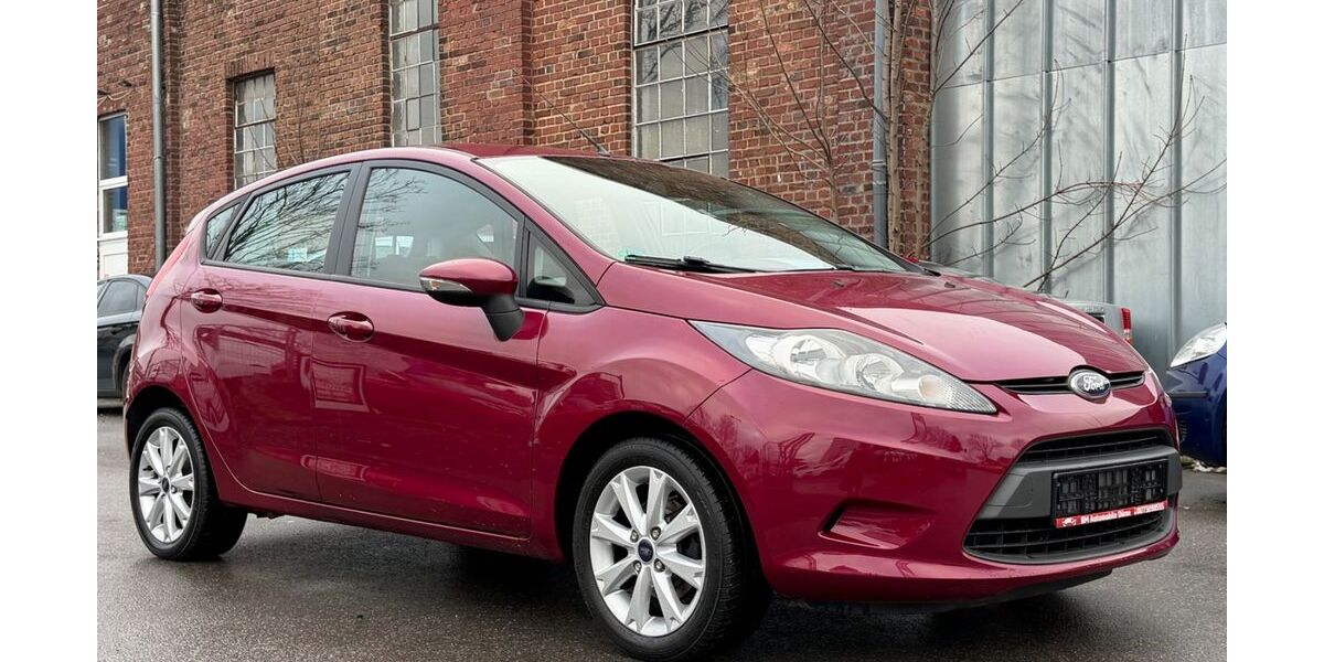 Ford Fiesta 96.500 km 4.800 &euro; Düren 52349