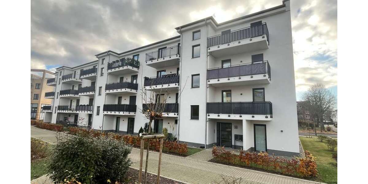 Etagenwohnung Schwerin Gartenstadt - 2 Zimmer, 80 m&sup2;, 998&euro; | Angebot:26857202