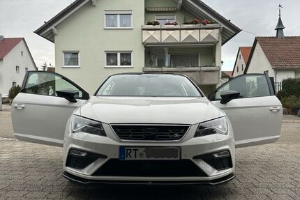 Seat Leon 103.681 km 13.490 &euro; Sonnenbühl 72820