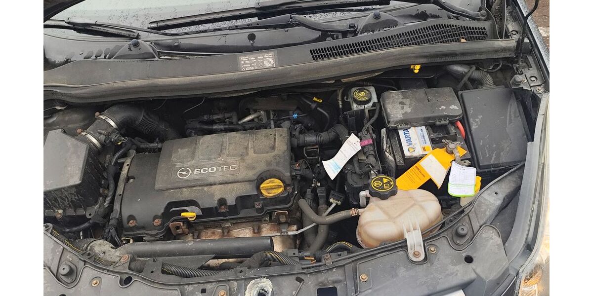 Opel Corsa 196.271 km 2.200 &euro; Wiesbaden 65207