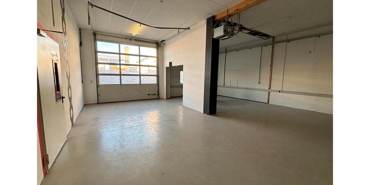 Gewerbehalle Büros Halle Produktion Aufbereitung Werkstatt Lager zimmer