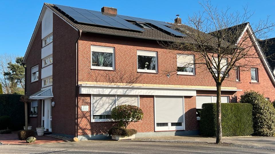 Einfamilienhaus Ahaus - 8 Zimmer, 240 m&sup2;, 480.000&euro; | Angebot:27089256
