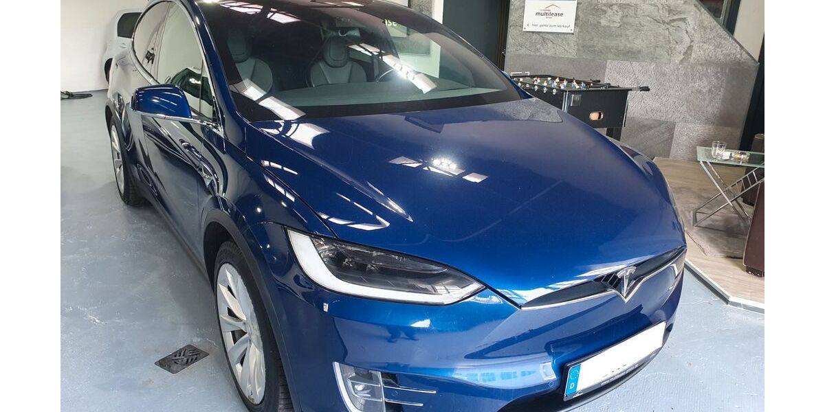 Tesla Model X 149.873 km 27.400 &euro; Hamburg 22529