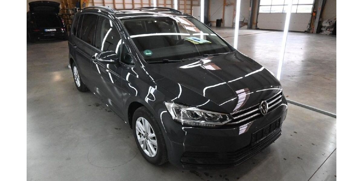 VW Touran 105.215 km 24.900 &euro; Eitorf 53783