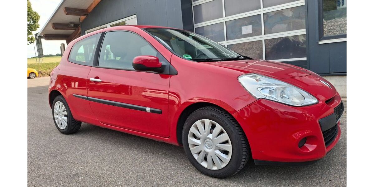 Renault Clio 134.000 km 2.400 &euro; bad Wurzach 88410