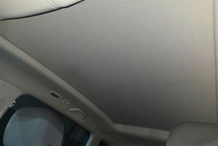 VW Touran 147.500 km 9.000 &euro; Köln 51109