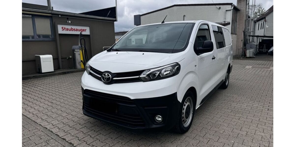 Toyota Proace (Verso) 220.000 km 9.999 &euro; Nörten Hardenberg 37176