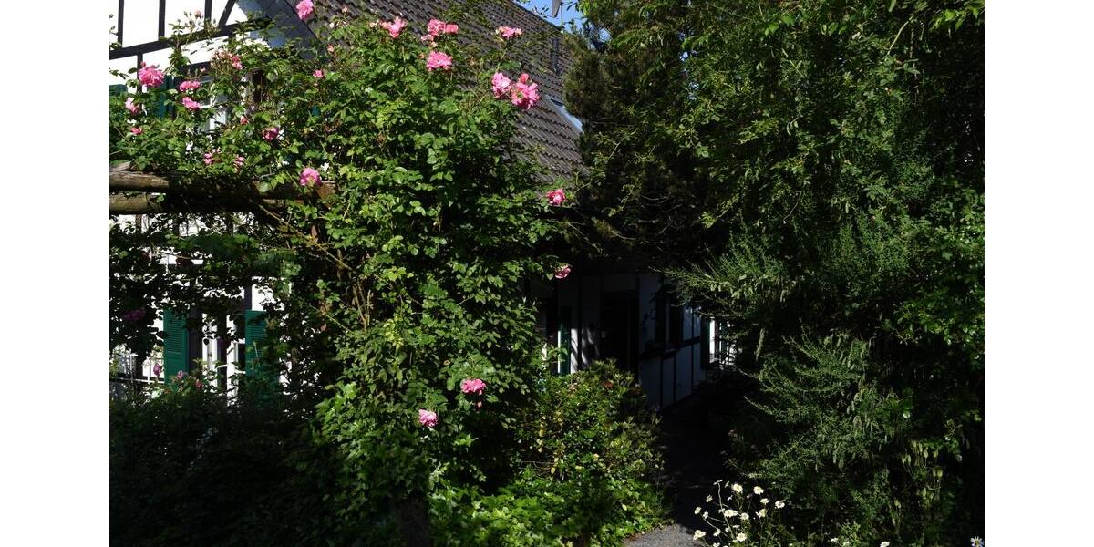 Einzigartiges Bergisches Fachwerkhaus + Nebengeb.,Privatverkauf 6 zimmer