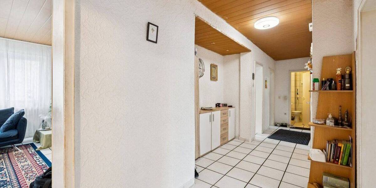 Etagenwohnung Mönchengladbach Rheydt-West - 5 Zimmer, 118 m&sup2;, 175.000&euro; | Angebot:26641778
