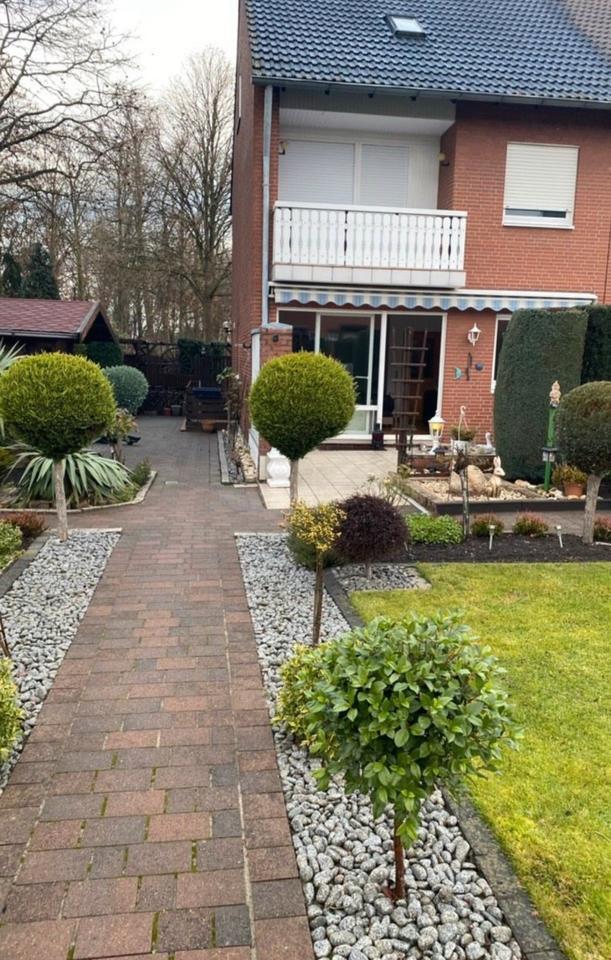 Reihenhaus mit Garage und Garten in ruhiger Wohnlage