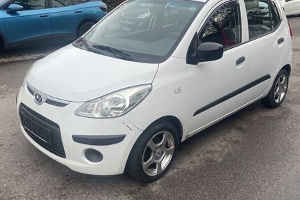 Hyundai i10 164.453 km 1.950 € München 80937