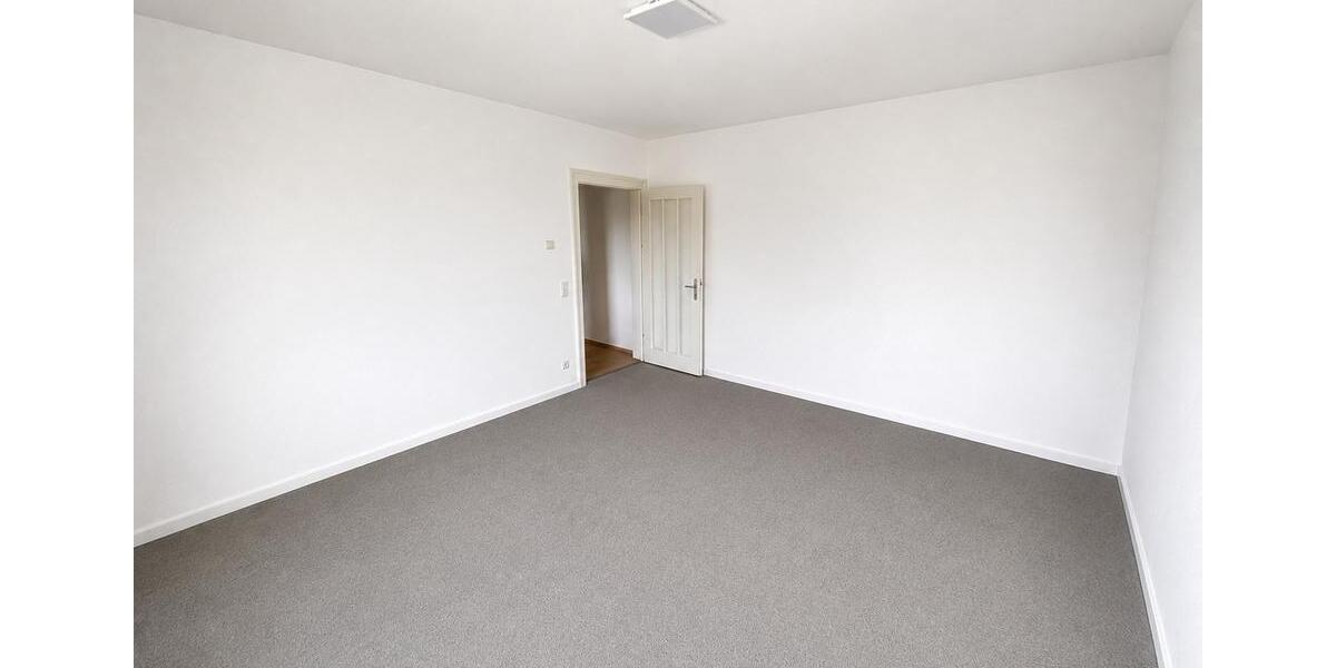 Etagenwohnung Augsburg Hochzoll - 2 Zimmer, 77 m&sup2;, 1.080&euro; | Angebot:26662919