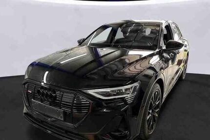 Audi e-tron 97.792 km 31.990 &euro; Hamburg 22047