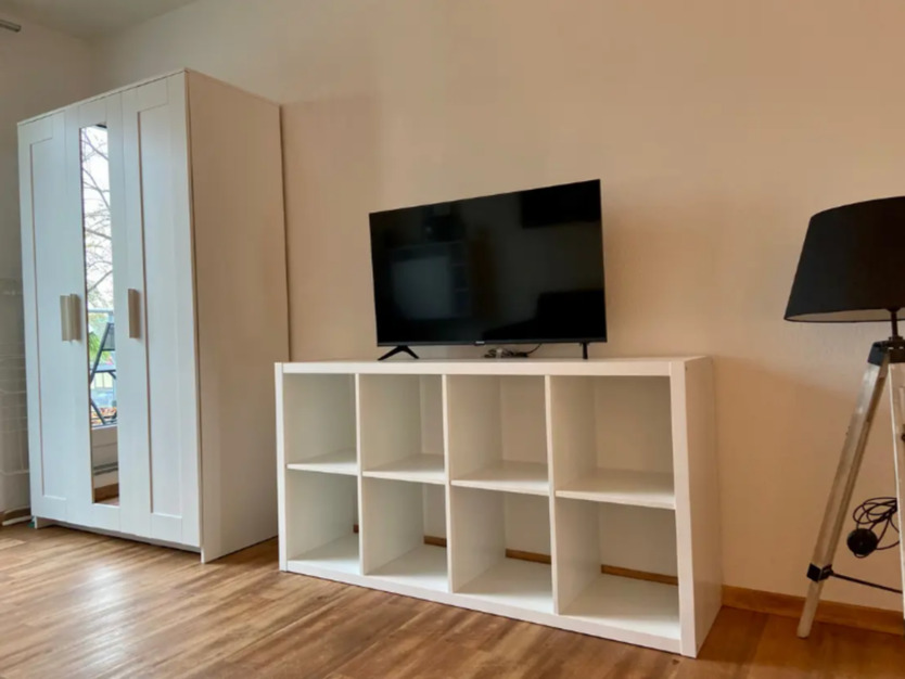 provisionsfrei - Modernes Single-Apartment m. Stpl - 2 Terr, EBK