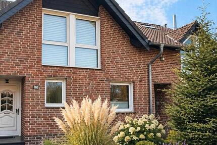 Haus Kaarst - 4.5 Zimmer, 129 m&sup2;, 1.880&euro; | Angebot:26406097