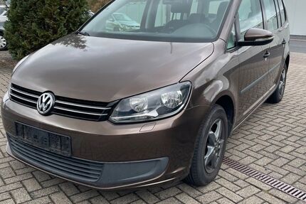 VW Touran 120.733 km 9.990 € Hünfeld 36088