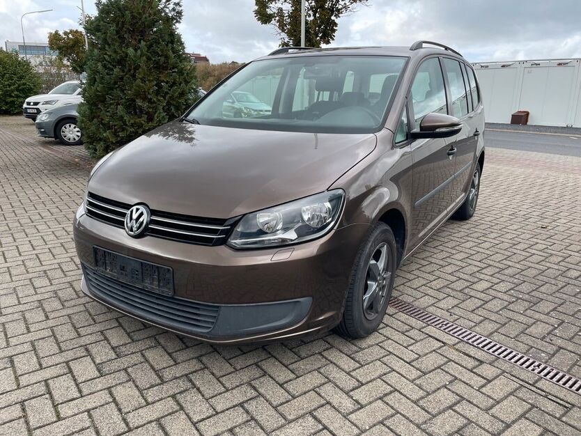 VW Touran 120.733 km 9.990 € Hünfeld 36088
