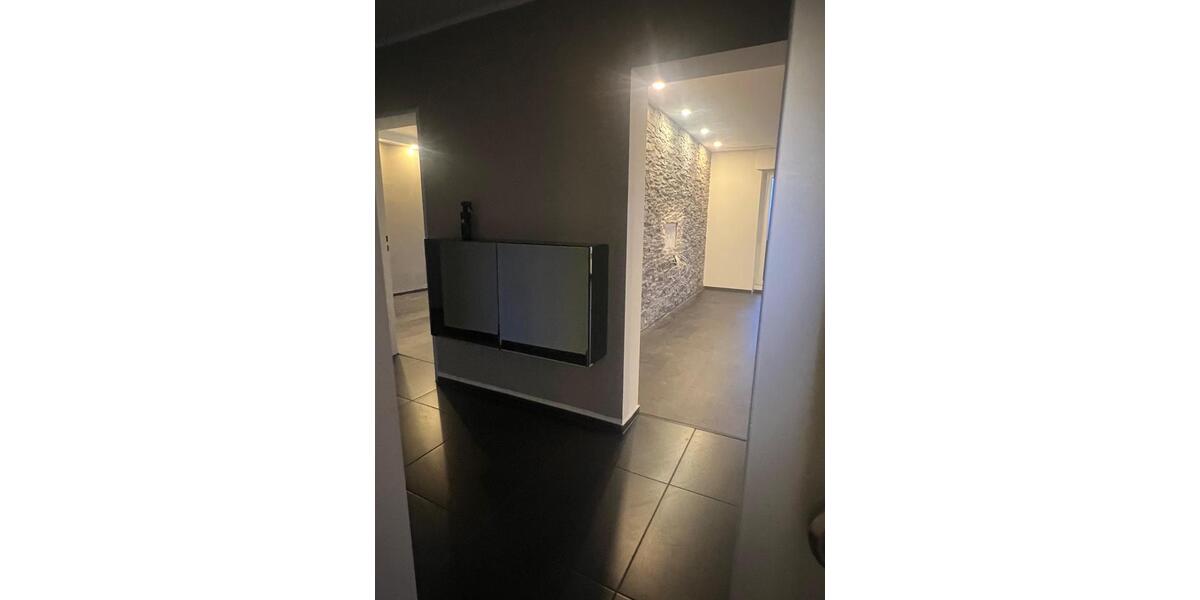 Etagenwohnung Lüdenscheid - 3 Zimmer, 80 m&sup2;, 155.000&euro; | Angebot:26337717