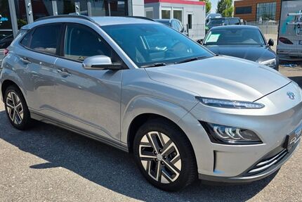 Hyundai KONA 89.466 km 16.900 &euro; Fürth 90763