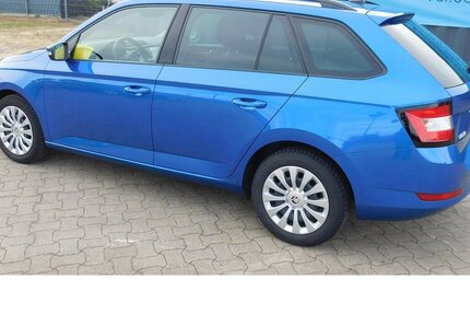 Skoda Fabia 1.0 Kombi Ambition TSI BMT Navi Klima 30.000 km 14.990 &euro; Vordorf 38533