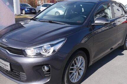 Kia Rio 125.000 km 9.290 &euro; Erlangen 91052