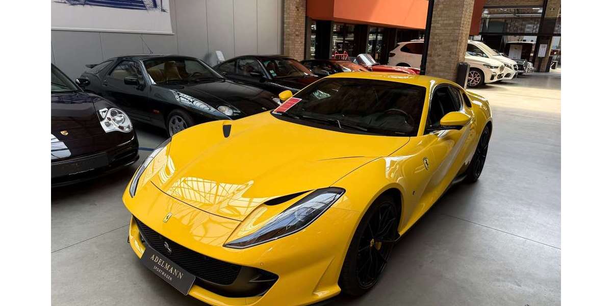 Ferrari 812 9.935 km 329.900 &euro; Berlin 10553