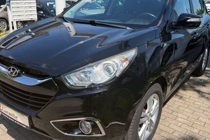 Hyundai ix35 136.200 km 7.999 &euro; München 81825