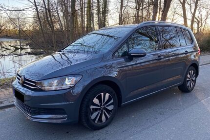 VW Touran 35.000 km 27.700 &euro; Wolfsburg 38446