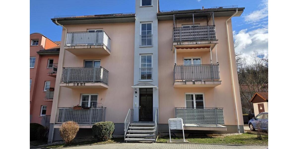 Hochparterre Weida - 2 Zimmer, 55 m&sup2;, 300&euro; | Angebot:25944538