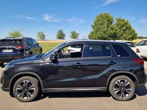 Suzuki Vitara 1.4 Boosterjet Hybrid Comfort + SHINKAI 53.235 km 19.450 &euro; Obrigheim-Asbach 74847