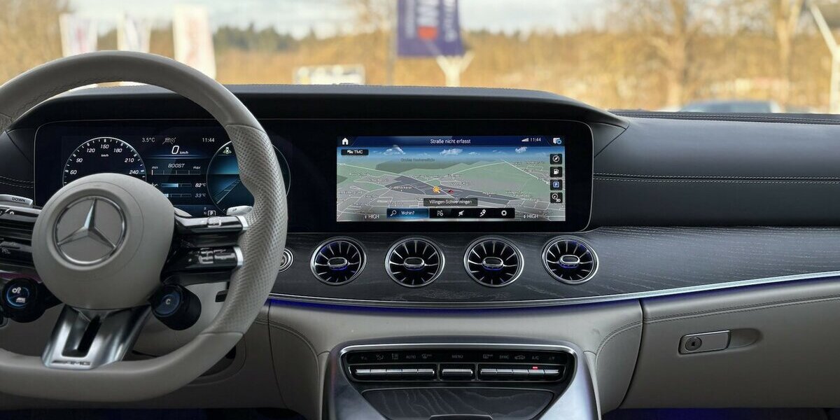 Mercedes-Benz AMG GT 43 AERO-KIT/KLAPPE/BURMESTER/NIGHT/MEMORY 96.338 km 71.900 &euro; Villingen-Schwenningen 78054