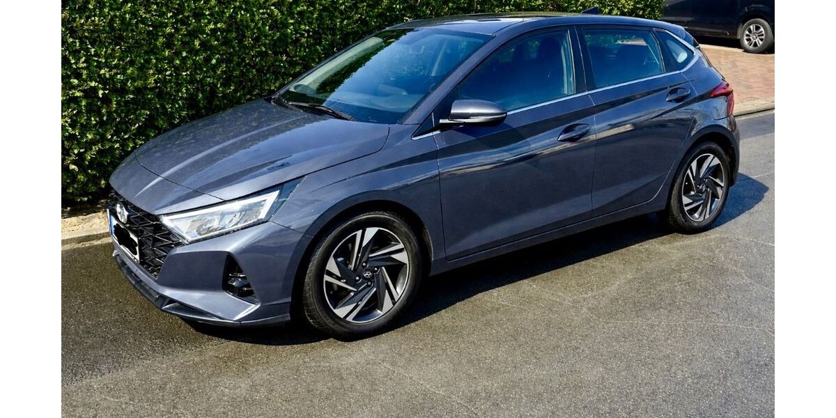 Hyundai i20 22.150 km 16.000 &euro; Waltrop 45731