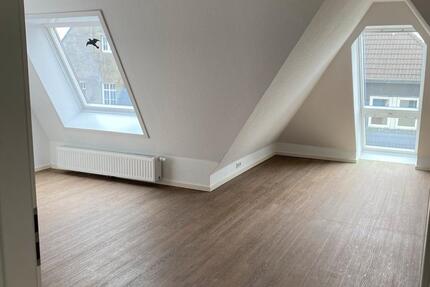 Wohnung Wilhelmshaven - 2 Zimmer, 71 m&sup2;, 720&euro; | Angebot:26050968