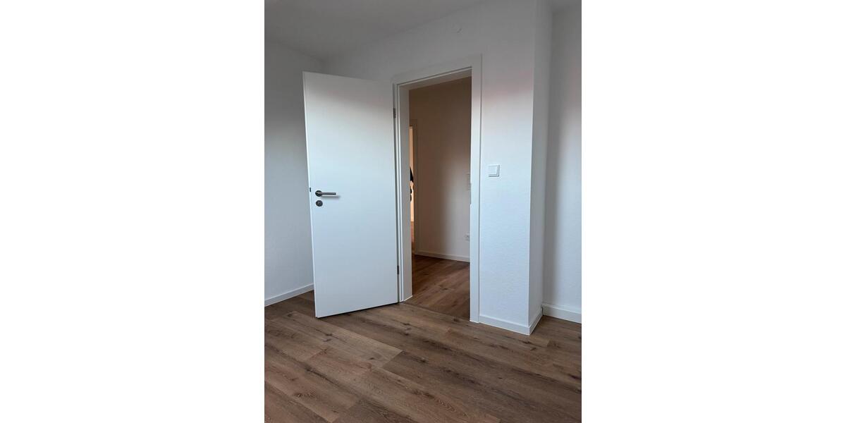 Dachgeschoßwohnung Bergrheinfeld - 2 Zimmer, 50 m&sup2;, 600&euro; | Angebot:26250527